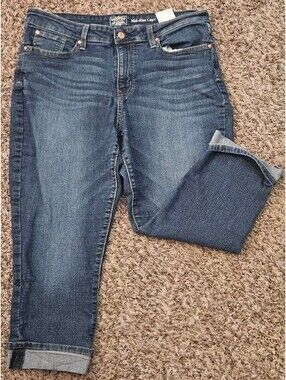Signature by Levi Strauss Mid-Rise Capri Jeans Size 16 W33